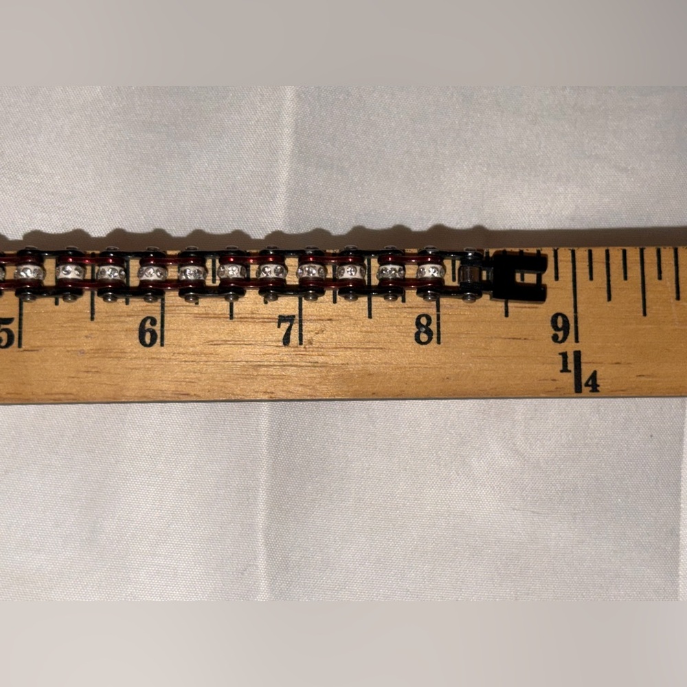 Stylish Rhinestone Chain Bracelet - Picture 3 of 4